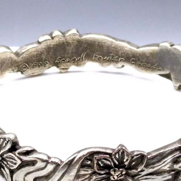 Vintage Floral Bangle, 1988 Seagull Pewter Canada, Stackable Wildflowers Bracele - Picture 5 of 6